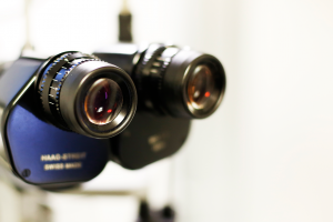 Δρ Κ. Καραμπάτσας - Χειρουργός Οφθαλμίατρος